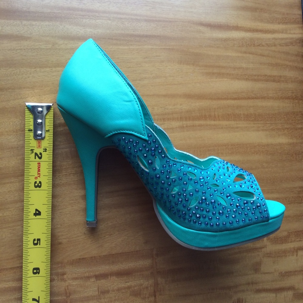 Marichi Mami Teal heels. Size 6 - Picture 5 of 7